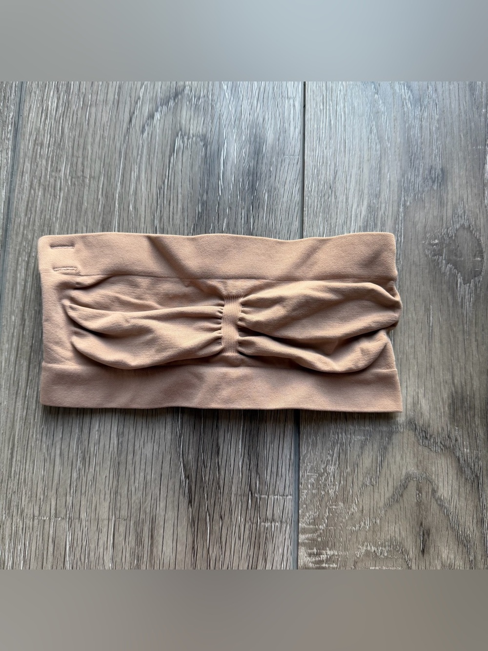 SKIMS Nude Taupe Ruched Bandeau Bra
